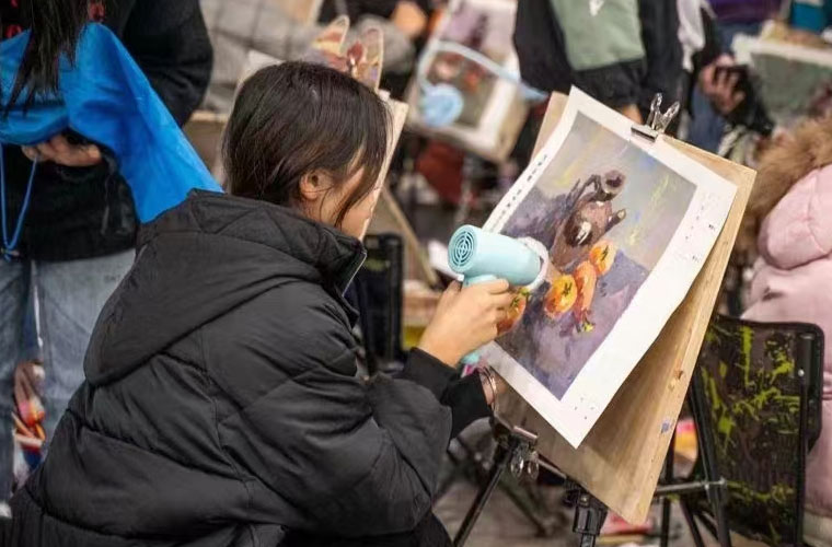 樂(lè)山市欣欣藝術(shù)職業(yè)學(xué)校介紹簡(jiǎn)章專業(yè)學(xué)費(fèi)什么時(shí)候參加美術(shù)藝考集訓(xùn)最好