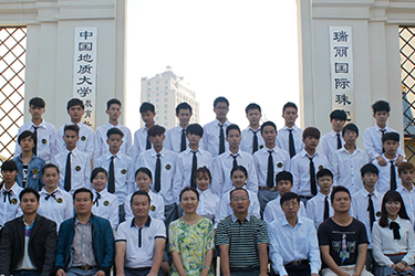 實(shí)景3 實(shí)景3